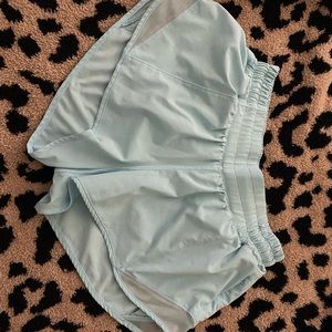 Lululemon hotty hot 2.5 shorts